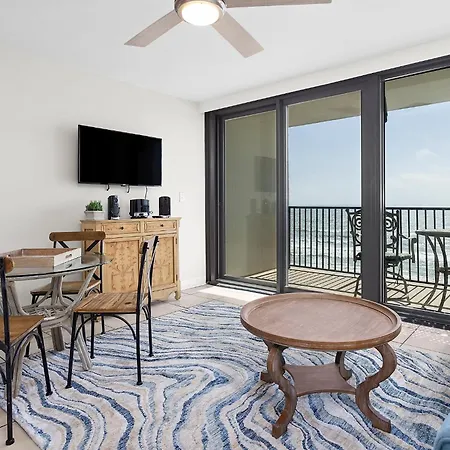 Island Winds West 775 Vila